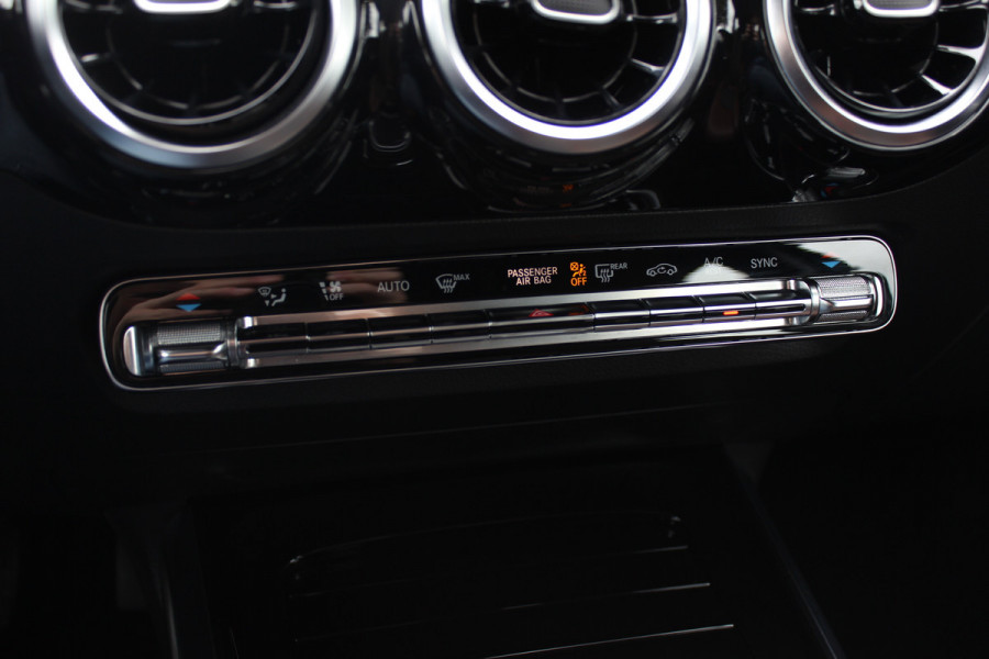 Mercedes-Benz B-Klasse 180 Advantage / Camera / Bruin Leder / Matrix LED / 17'' / CarPlay / Virtual Cockpit / Cruise Control / Elektr. achterklep