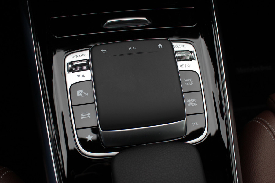 Mercedes-Benz B-Klasse 180 Advantage / Camera / Bruin Leder / Matrix LED / 17'' / CarPlay / Virtual Cockpit / Cruise Control / Elektr. achterklep