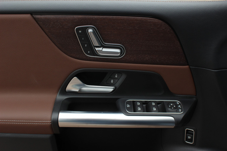 Mercedes-Benz B-Klasse 180 Advantage / Camera / Bruin Leder / Matrix LED / 17'' / CarPlay / Virtual Cockpit / Cruise Control / Elektr. achterklep