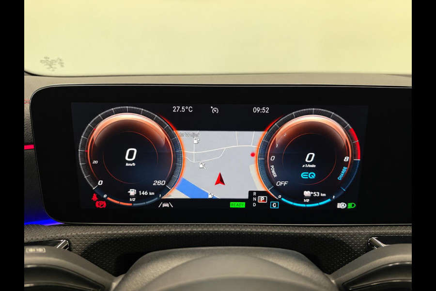Mercedes-Benz CLA-Klasse Shooting Brake 250 e AMG Limited PHEV SoH 97%  AMG  Leder Alcantara Camera Navigatie Apple CarPlay Stoelverwarming Sfeerverlichting Elektrische achterklep Wireless charging