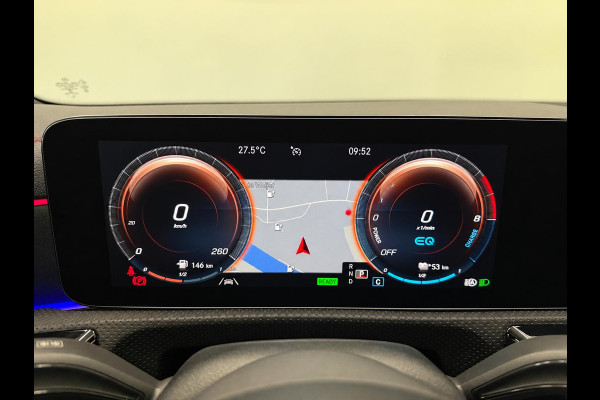 Mercedes-Benz CLA-Klasse Shooting Brake 250 e AMG Limited PHEV SoH 97%  AMG  Leder Alcantara Camera Navigatie Apple CarPlay Stoelverwarming Sfeerverlichting Elektrische achterklep Wireless charging