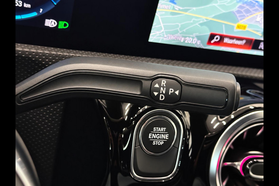 Mercedes-Benz CLA-Klasse Shooting Brake 250 e AMG Limited PHEV SoH 97%  AMG  Leder Alcantara Camera Navigatie Apple CarPlay Stoelverwarming Sfeerverlichting Elektrische achterklep Wireless charging
