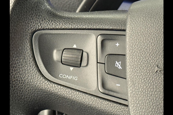 Opel Vivaro 2.0 CDTI L3H1 Dubbele Cabine Edition Automaat Airco Navigatie Trekhaak 2x schuifdeur
