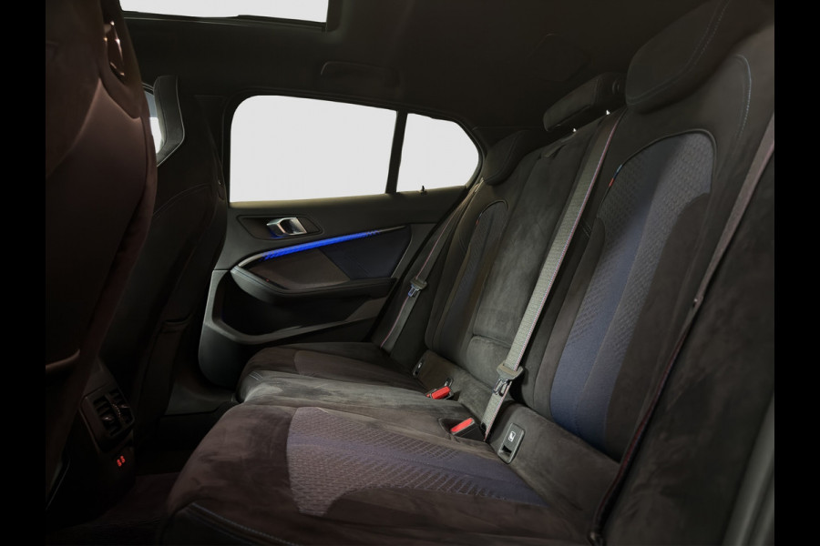 BMW 1-serie 118i Executive M-Sport |Pano|Harman-Kardon|HUD|Camera|M-Stoelen|NAP
