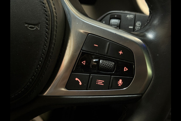 BMW 1-serie 118i Executive M-Sport |Pano|Harman-Kardon|HUD|Camera|M-Stoelen|NAP