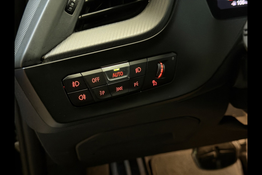 BMW 1-serie 118i Executive M-Sport |Pano|Harman-Kardon|HUD|Camera|M-Stoelen|NAP