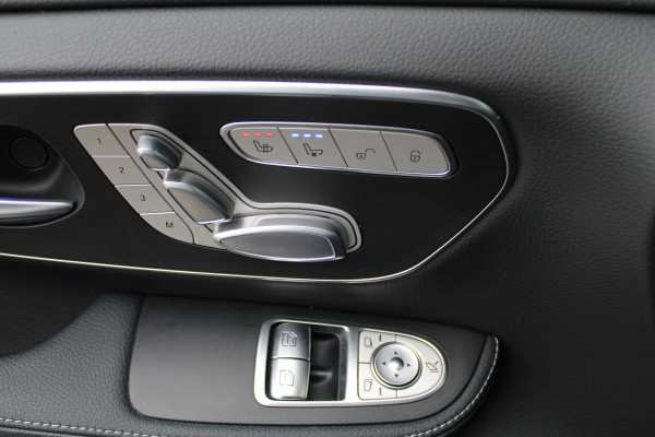 Mercedes-Benz V-Klasse 300d / XXL / AMG / DC / 4-Matic / Luchtvering / Elec Stoel / Burmester / NIEUWSTAAT