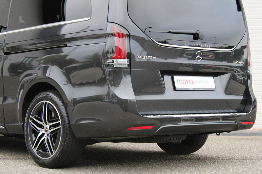 Mercedes-Benz V-Klasse 300d / XXL / AMG / DC / 4-Matic / Luchtvering / Elec Stoel / Burmester / NIEUWSTAAT