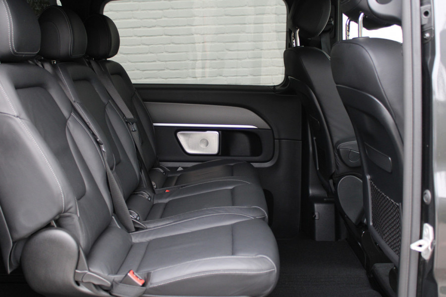 Mercedes-Benz V-Klasse 300d / XXL / AMG / DC / 4-Matic / Luchtvering / Elec Stoel / Burmester / NIEUWSTAAT