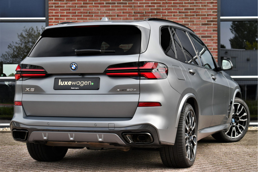 BMW X5 xDrive50e M-Sport Frozen-grey Pano Trekh Massage ACC 360 HUD 4WS Soft-close H/K