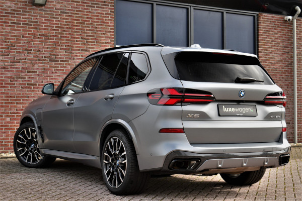 BMW X5 xDrive50e M-Sport Frozen-grey Pano Trekh Massage ACC 360 HUD 4WS Soft-close H/K