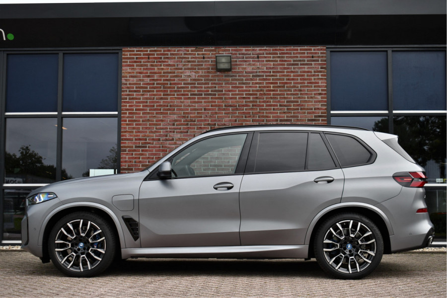BMW X5 xDrive50e M-Sport Frozen-grey Pano Trekh Massage ACC 360 HUD 4WS Soft-close H/K
