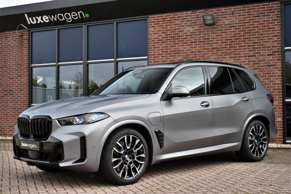 BMW X5 xDrive50e M-Sport Frozen-grey Pano Trekh Massage ACC 360 HUD 4WS Soft-close H/K
