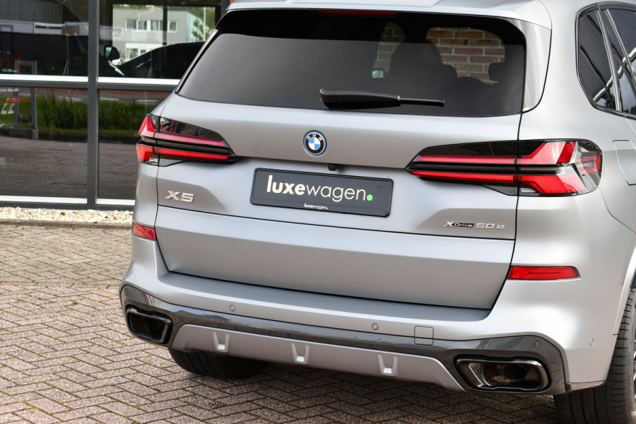 BMW X5 xDrive50e M-Sport Frozen-grey Pano Trekh Massage ACC 360 HUD 4WS Soft-close H/K