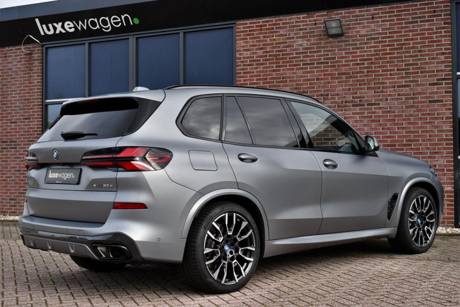BMW X5 xDrive50e M-Sport Frozen-grey Pano Trekh Massage ACC 360 HUD 4WS Soft-close H/K