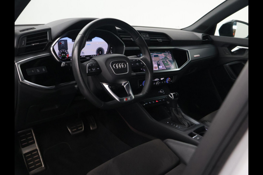 Audi Q3 40 TFSI 190 PK QUATTRO 3X S-LINE + TREKHAAK | ADAPTIVE CRUISE | VIRTUAL COCKPIT | STOELVERW.
