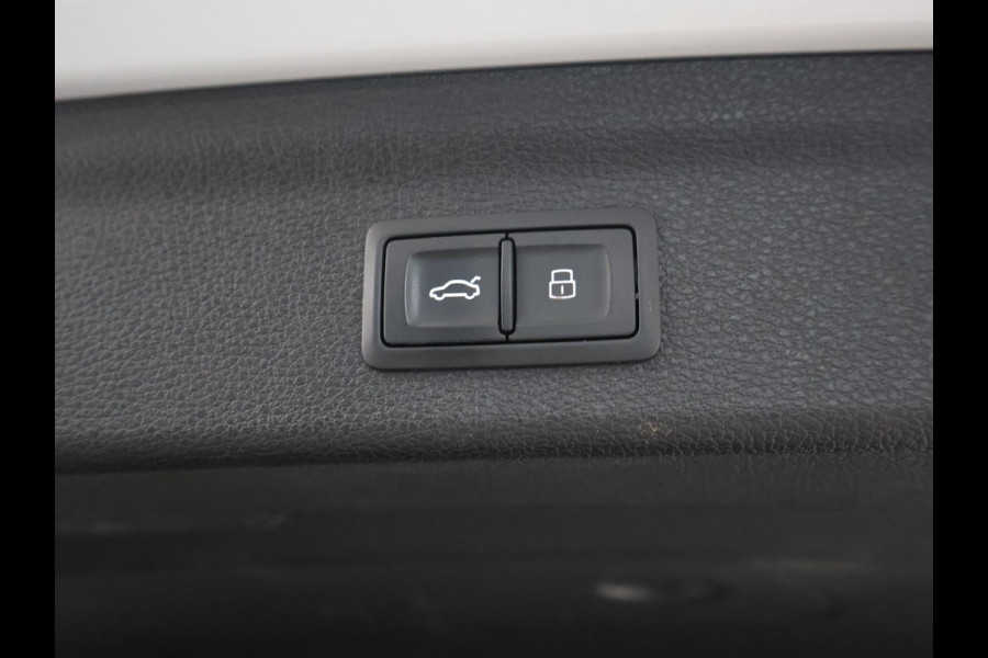Audi Q3 40 TFSI 190 PK QUATTRO 3X S-LINE + TREKHAAK | ADAPTIVE CRUISE | VIRTUAL COCKPIT | STOELVERW.