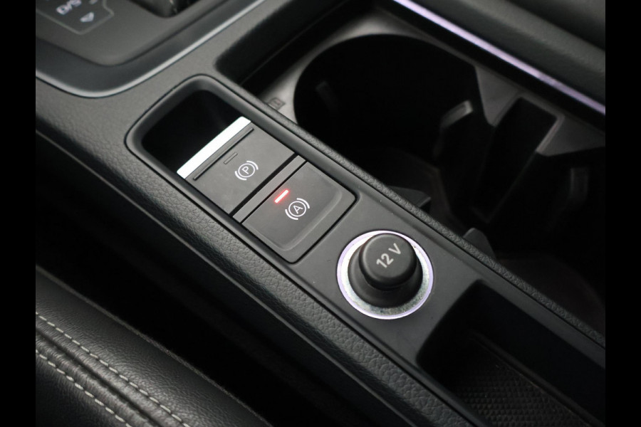 Audi Q3 40 TFSI 190 PK QUATTRO 3X S-LINE + TREKHAAK | ADAPTIVE CRUISE | VIRTUAL COCKPIT | STOELVERW.
