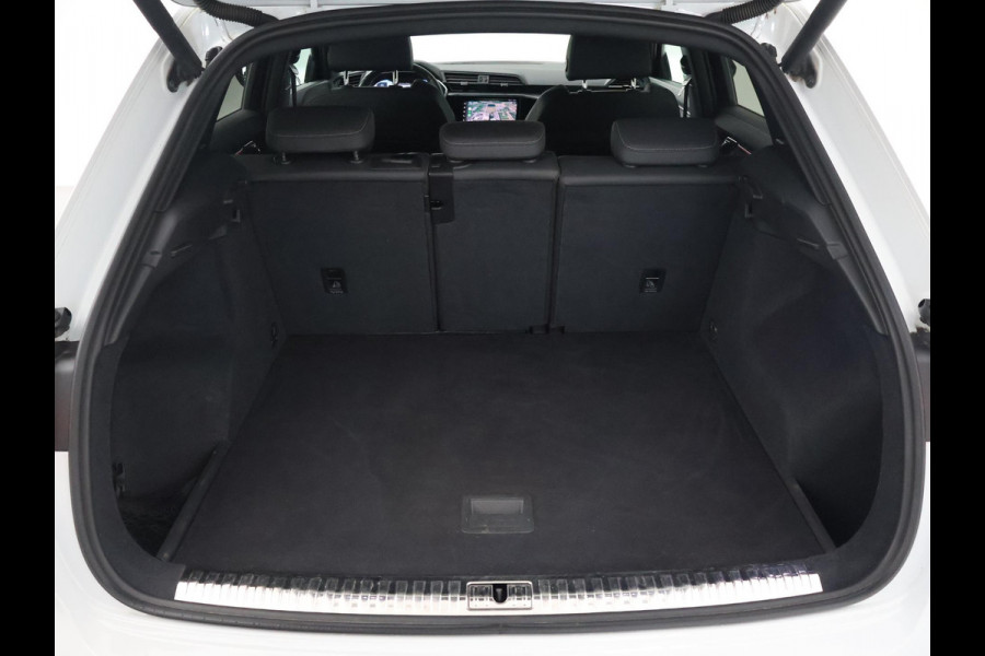 Audi Q3 40 TFSI 190 PK QUATTRO 3X S-LINE + TREKHAAK | ADAPTIVE CRUISE | VIRTUAL COCKPIT | STOELVERW.