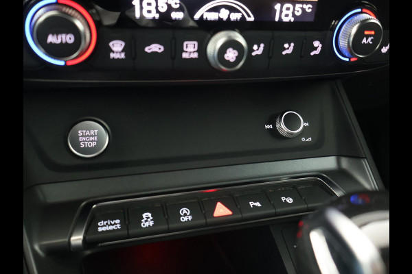 Audi Q3 40 TFSI 190 PK QUATTRO 3X S-LINE + TREKHAAK | ADAPTIVE CRUISE | VIRTUAL COCKPIT | STOELVERW.
