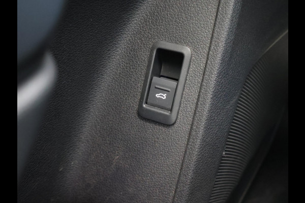 Audi Q3 40 TFSI 190 PK QUATTRO 3X S-LINE + TREKHAAK | ADAPTIVE CRUISE | VIRTUAL COCKPIT | STOELVERW.