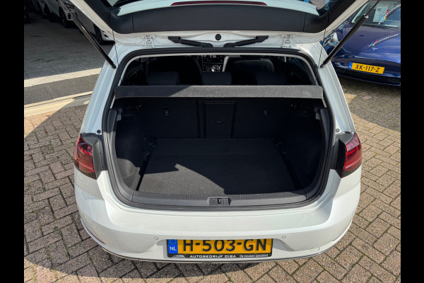 Volkswagen Golf 1.5 TSI Comfortline Business AUT CARPLAY NAP