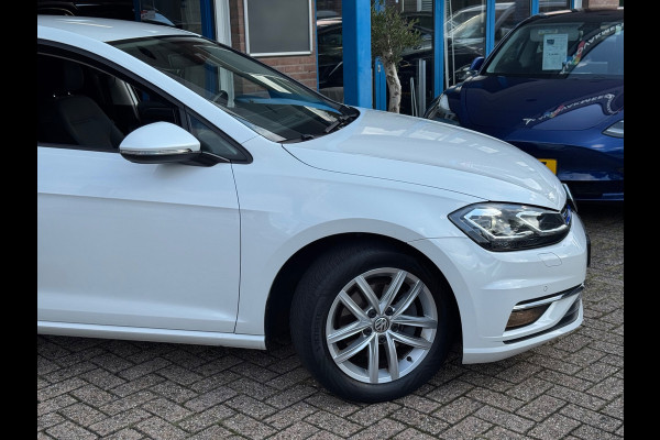 Volkswagen Golf 1.5 TSI Comfortline Business AUT CARPLAY NAP