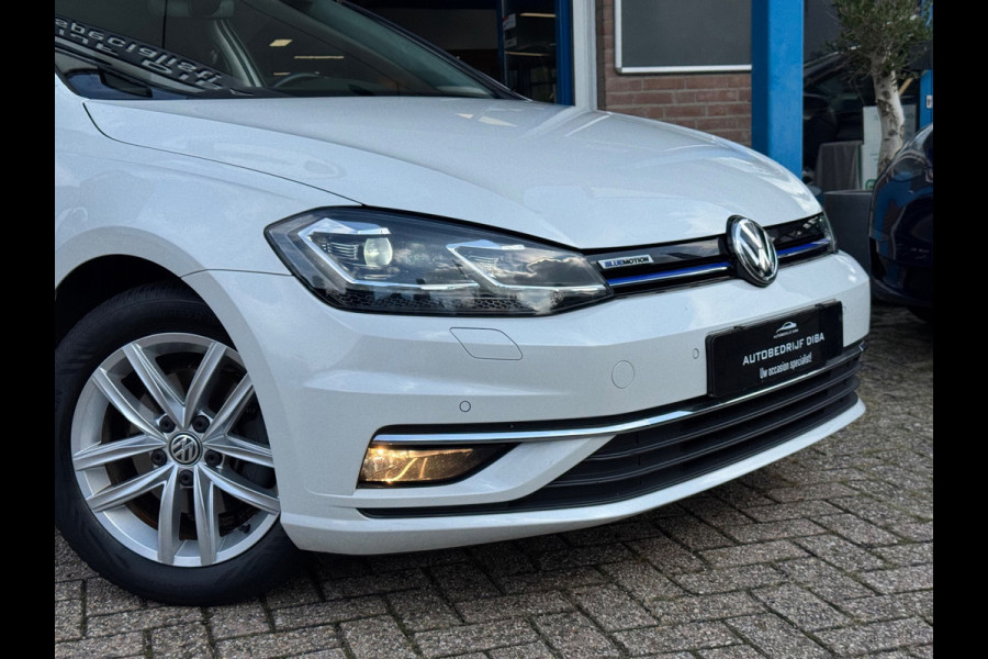 Volkswagen Golf 1.5 TSI Comfortline Business AUT CARPLAY NAP