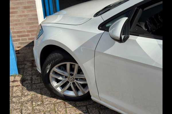 Volkswagen Golf 1.5 TSI Comfortline Business AUT CARPLAY NAP