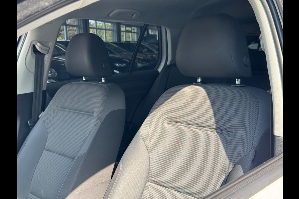 Volkswagen Golf 1.5 TSI Comfortline Business AUT CARPLAY NAP