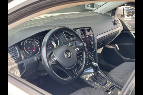 Volkswagen Golf 1.5 TSI Comfortline Business AUT CARPLAY NAP