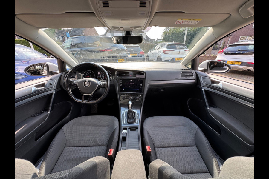 Volkswagen Golf 1.5 TSI Comfortline Business AUT CARPLAY NAP