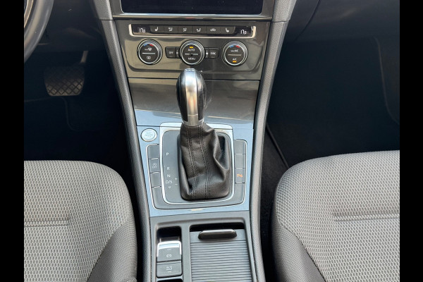 Volkswagen Golf 1.5 TSI Comfortline Business AUT CARPLAY NAP