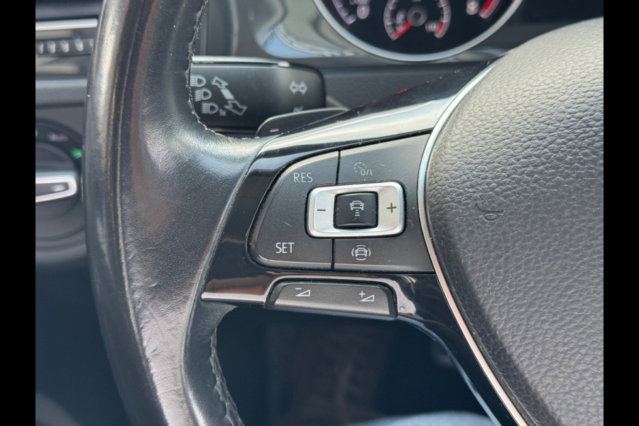 Volkswagen Golf 1.5 TSI Comfortline Business AUT CARPLAY NAP