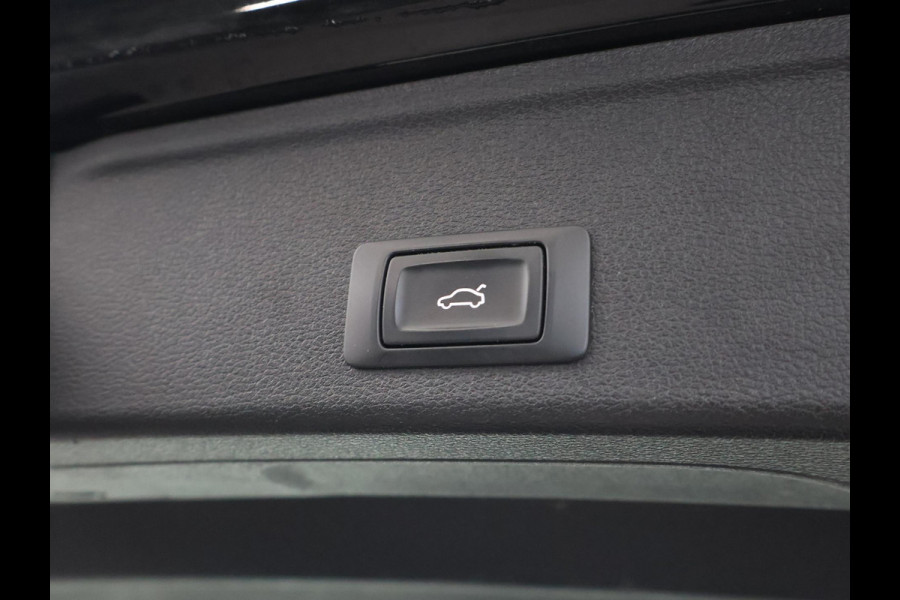Audi A4 Avant 40 TDI 190 PK AUT. + PANORAMA | AFN. TREKHAAK | LEDER SPORTINTERIEUR | APPLE CARPLAY | STOELVERW.