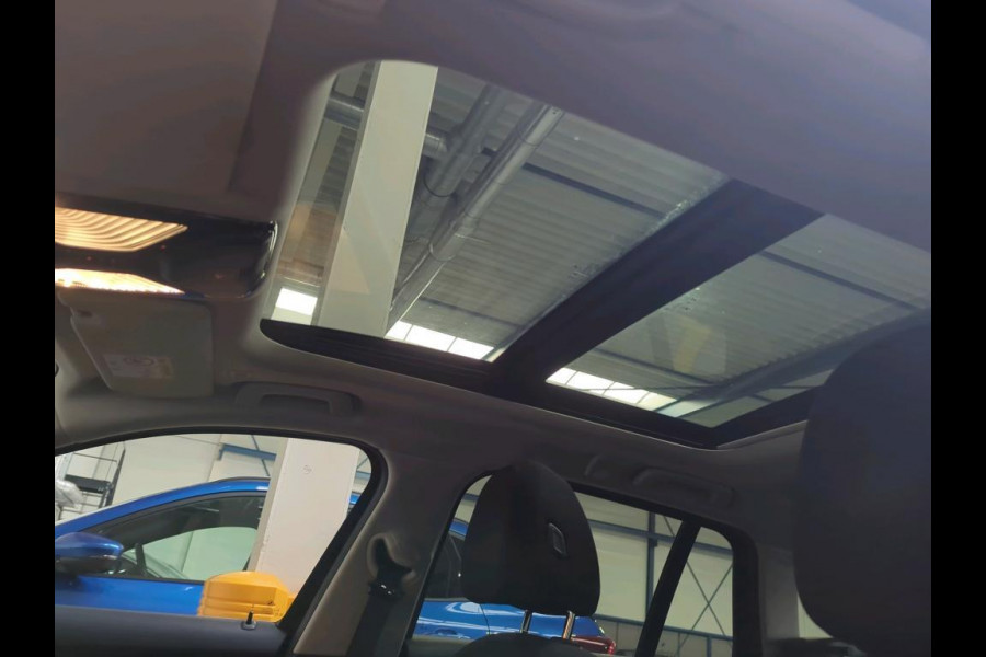 BMW 3 Serie Touring 318i NL-AUTO | PANODAK | PDC | Curved Display