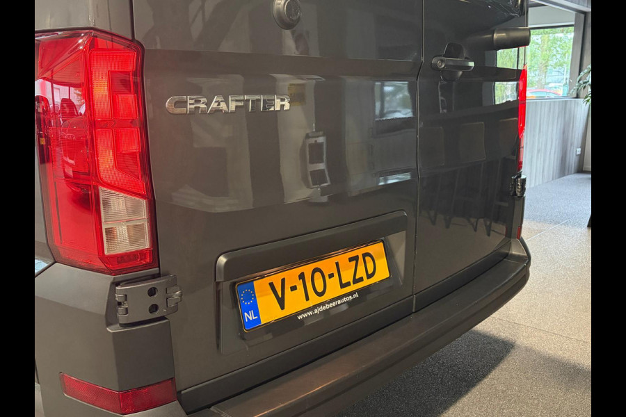 Volkswagen Crafter 35 2.0 TDI L3H3 EURO VI 3-Zits | Camera | Airco | Dak ventilatie | Cruise |