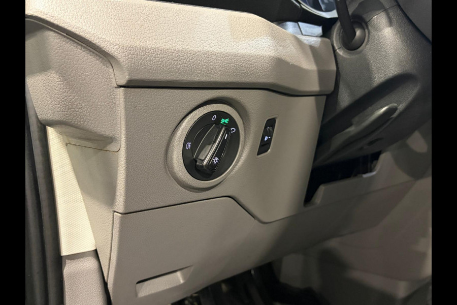 Volkswagen Crafter 35 2.0 TDI L3H3 EURO VI 3-Zits | Camera | Airco | Dak ventilatie | Cruise |