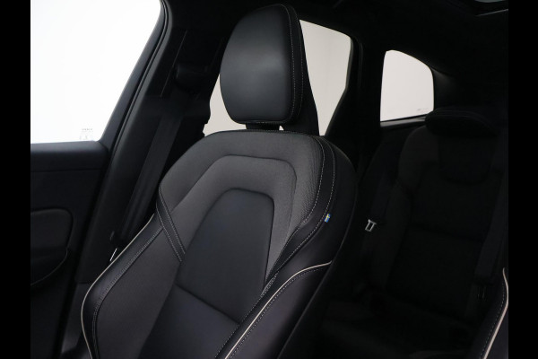 Volvo XC60 2.0 T6 RECHARGE 340 PK R-DESIGN + 21 INCH | TREKHAAK | PANORAMA | ADAPTIVE CRUISE | HK | CAMERA