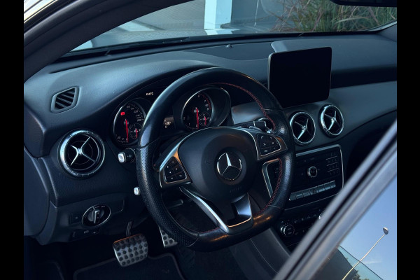 Mercedes-Benz CLA-Klasse 180 AMG Night NAVI|LEDER|LED|SPORTVELGEN|CR CONTROL