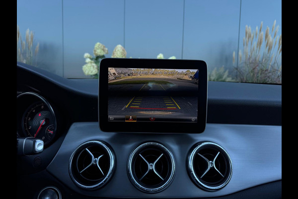 Mercedes-Benz CLA-Klasse 180 AMG Night NAVI|LEDER|LED|SPORTVELGEN|CR CONTROL