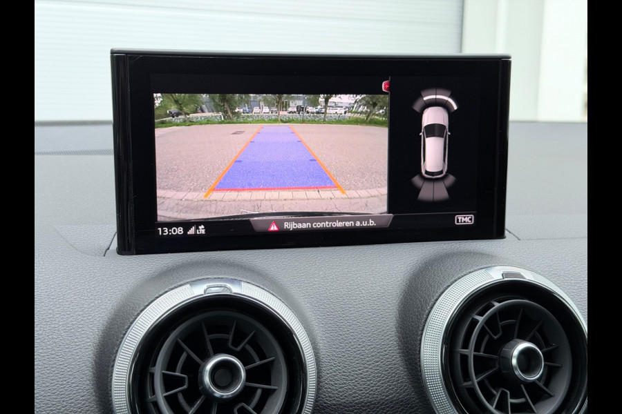 Audi Q2 35 TFSI S Edition Pano/Camera/Sfeer/Matrix