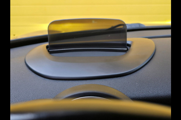 MINI 5-deurs 2.0 Cooper S Chili Serious Business / AUT / 5 Deurs / Navi / Head Up / Harman Kardon / Stoelverwarming / Led / Pdc