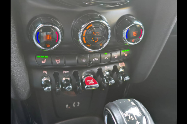 MINI 5-deurs 2.0 Cooper S Chili Serious Business / AUT / 5 Deurs / Navi / Head Up / Harman Kardon / Stoelverwarming / Led / Pdc