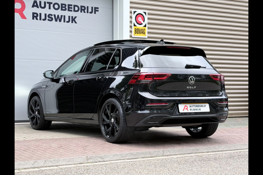 Volkswagen Golf 1.5 eTSI R-Line Pano/Memory/HuD