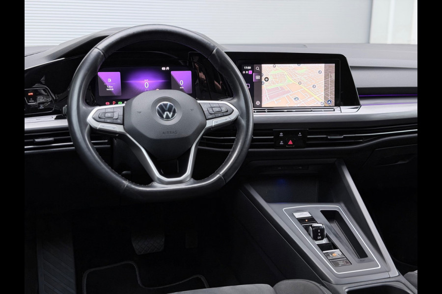 Volkswagen Golf 1.5 eTSI R-Line Pano/Memory/HuD