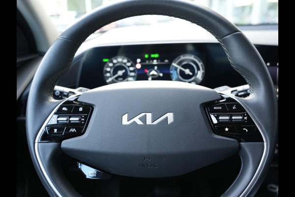 Kia Niro EV DynamicLine 64.8 kWh SOH 100% | Cruise control adaptief met stop&go en stuurhulp | Achteruitrijcamera |