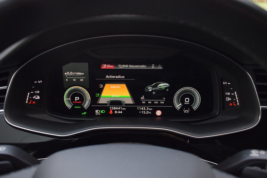 Audi Q8 55 TFSI e Quattro | Luchtvering | Trekhaak | B&O | Leer | 360 camera | 22"