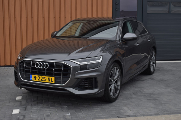 Audi Q8 55 TFSI e Quattro | Luchtvering | Trekhaak | B&O | Leer | 360 camera | 22"