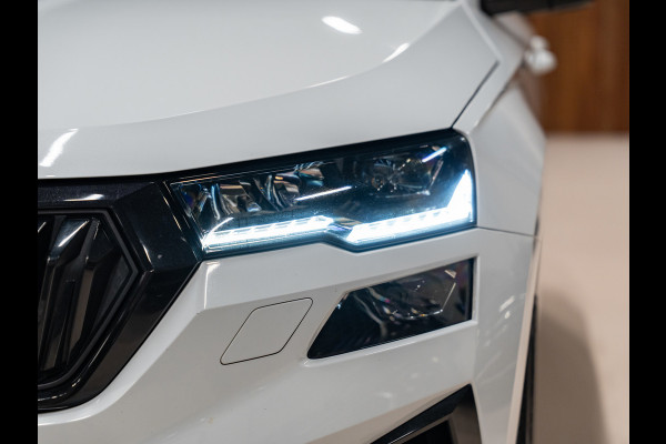 Škoda Karoq 1.5 TSI DSG ACT Sportline, Facelift, Pano, ACC, Apple Carplay, Cam, PDC, Ambiënte Light, Clima, Voll Onderhouden